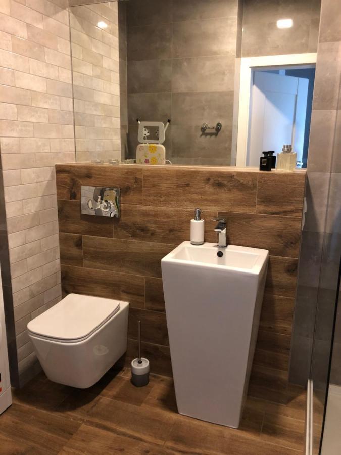 Apartament Alfa With Parking Познань Экстерьер фото