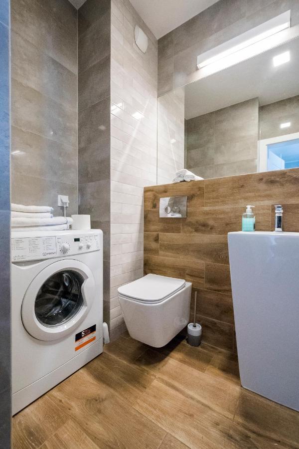 Apartament Alfa With Parking Познань Экстерьер фото